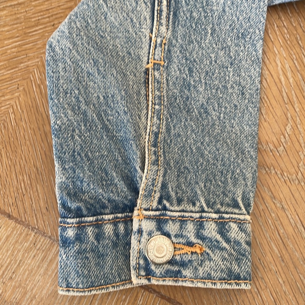 Old Navy Jean Jacket - Picture 4 of 6